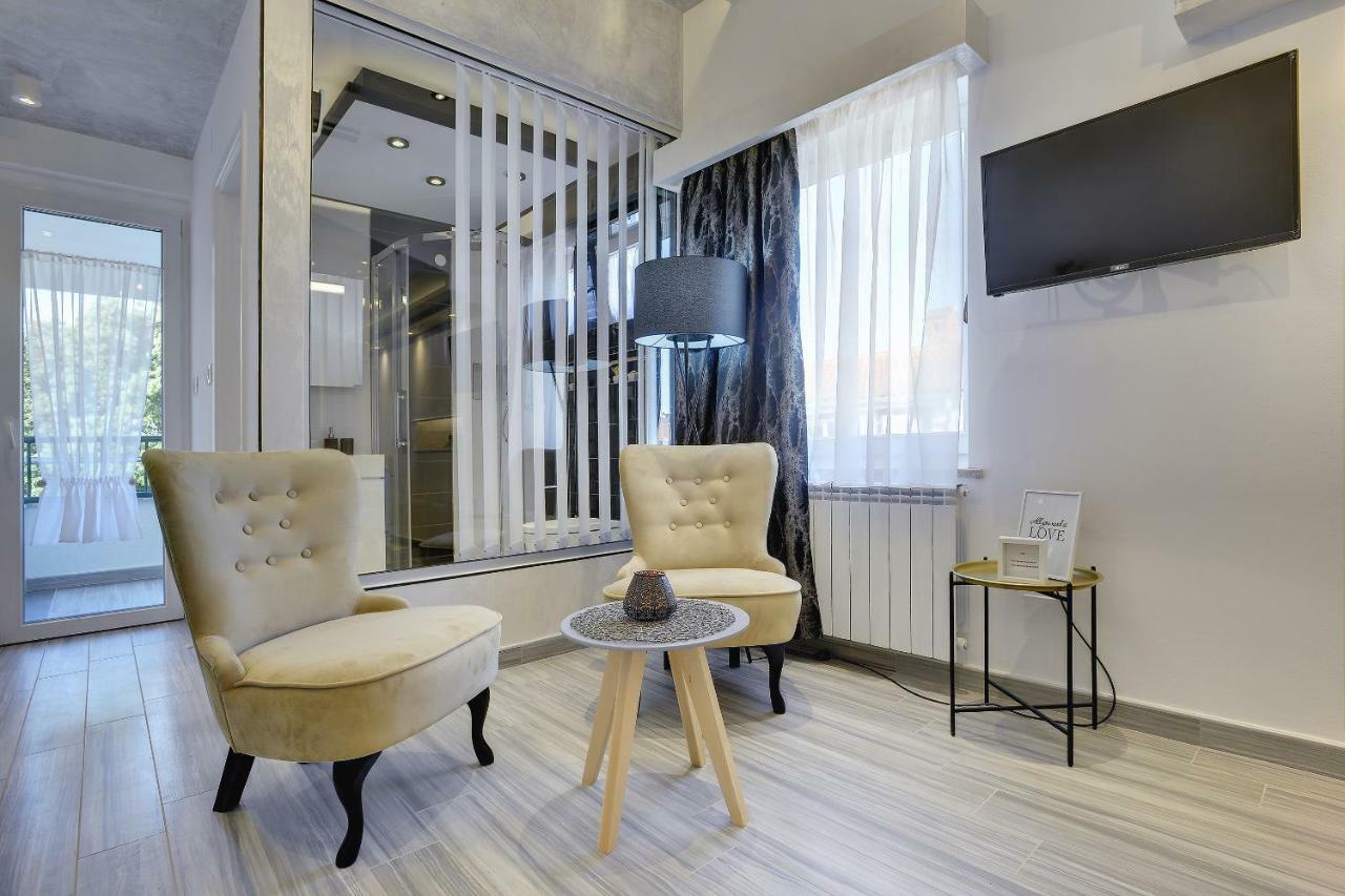 Apartments Zanetti 2 Pula Exterior photo
